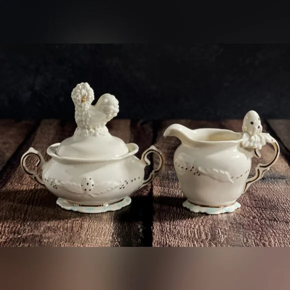 Glitterville Studios Creamer Dish Silkie Chicken Dolly Poulet Handmade Pitcher - Picture 11 of 12